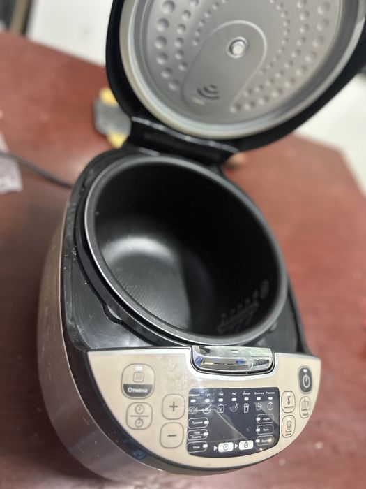 Мултиварка, рисоварка