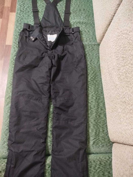 Продам штаны лыжные за 1000тг