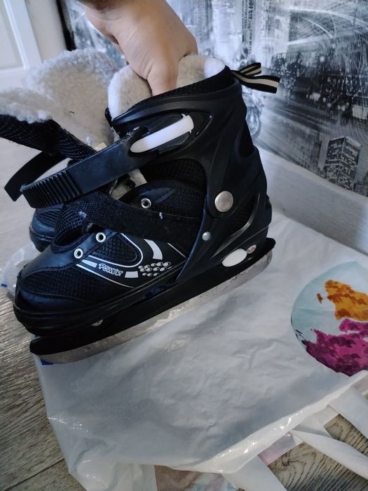 Продам коньки хорошый