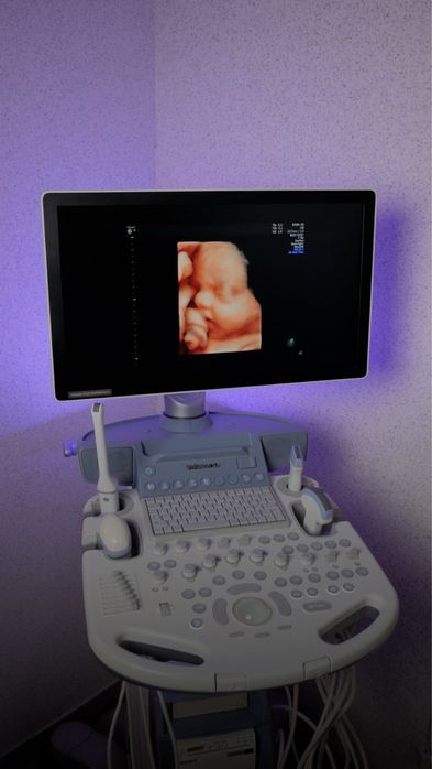 Voluson S8 BT16 узи экспертного класса