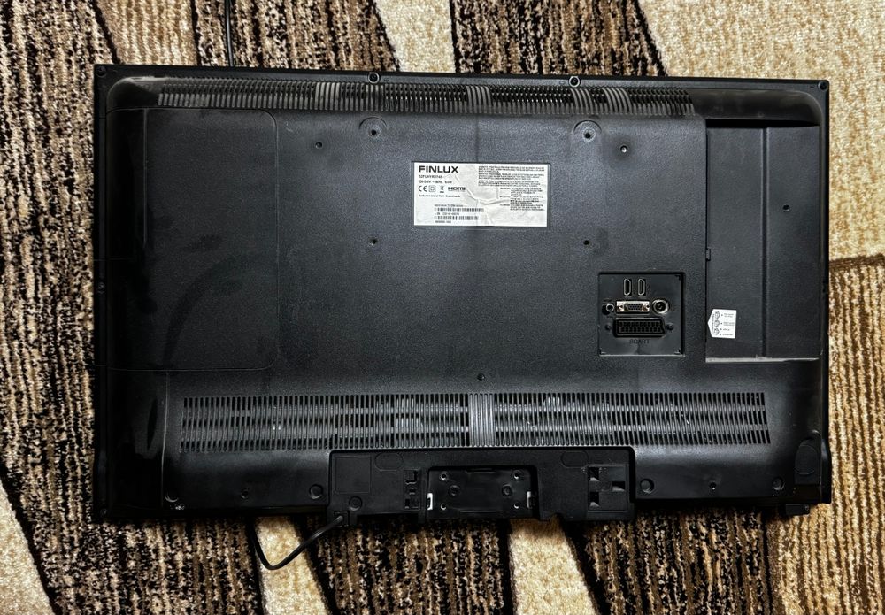 Televizor diagonala 60cm