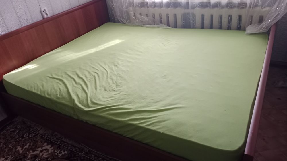 Продам двухспальная кровать