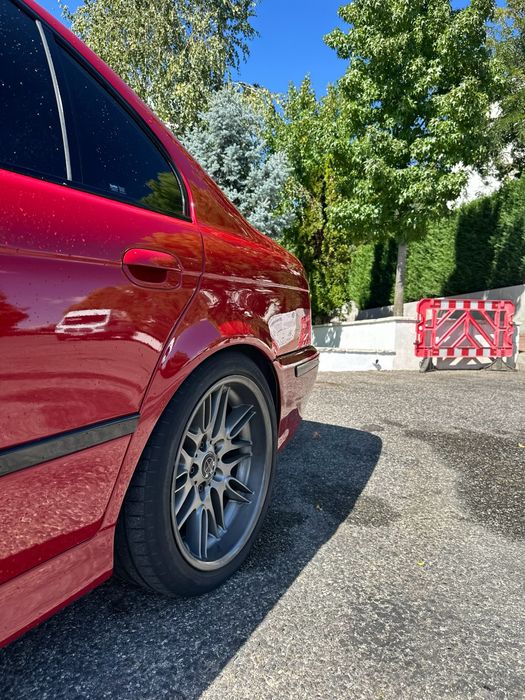 Vand bmw seria 5 e39 520i imola red,pachet m de fabrica euro 4