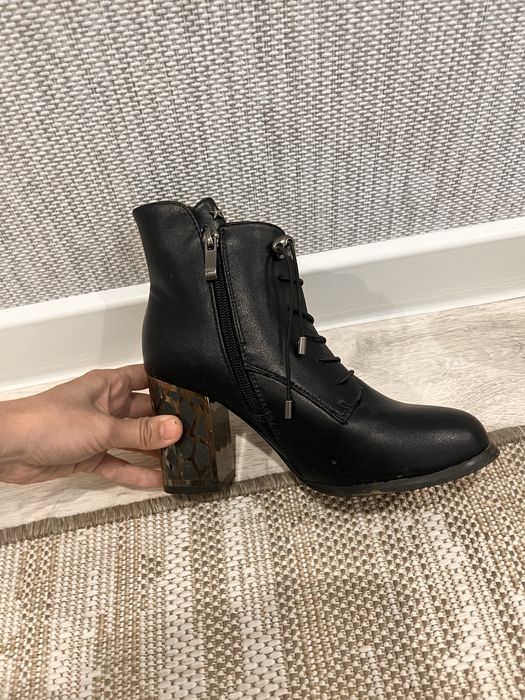 Продам обувь в хорошем состоянии