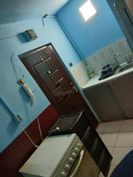 Vând urgent garsoniera