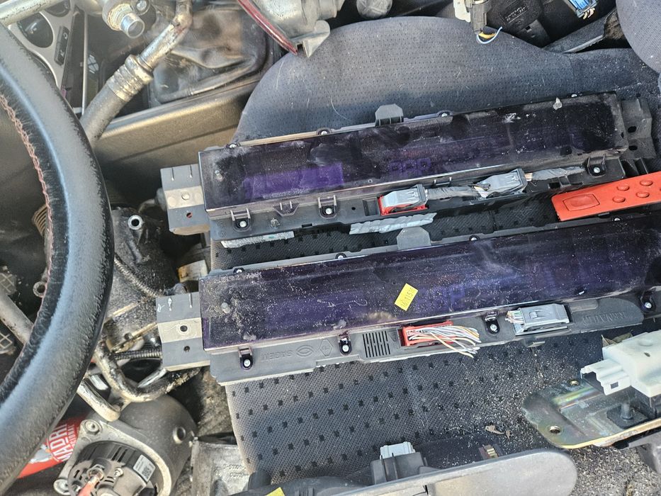 Ceasuri de bord Renault espace 4