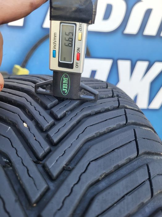 225 55 17 Michelin 2бр  всесезонни дот 22