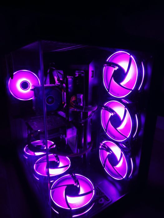 PC Gaming RGB Panoramic – Perfect pentru Gaming & Streaming