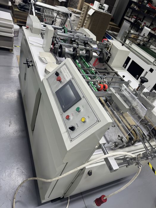 Utilaj cutii fast food