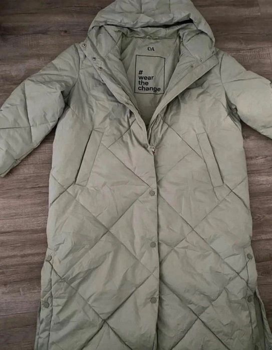 Geaca de iarna dama C&A marimea XL Bust 69 Lungime 18