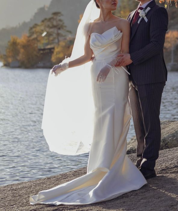 Продам свадебное платье,одеваюсь только один раз.