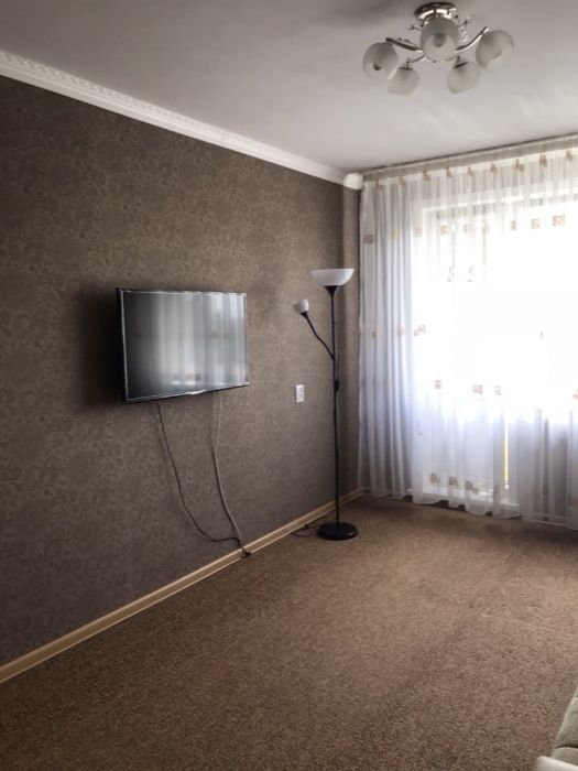 Продаю квартиру двухкомн.