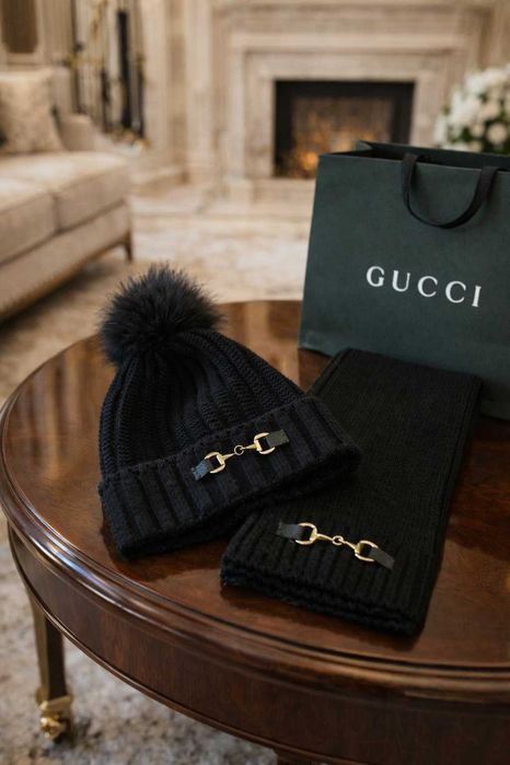 сет комплект плетени шал и шапка гучи в черен цвят gucci с чантичка