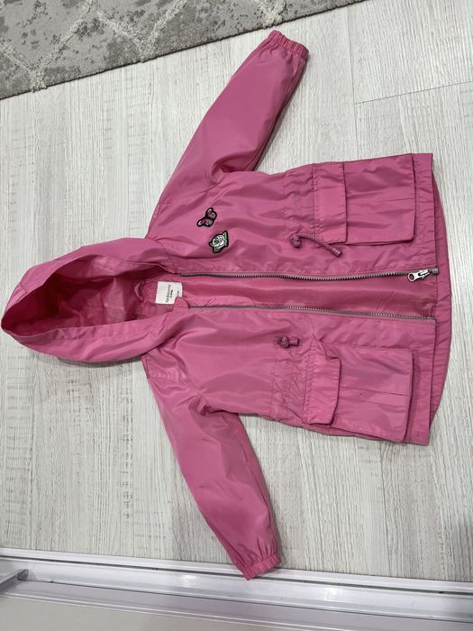 Продам детскую куртку