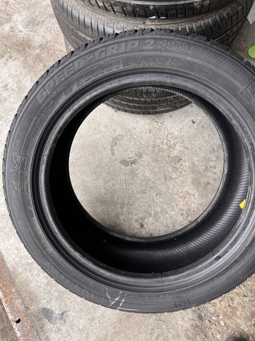 2 anvelope iarna 235/45/17 , Semperit , 6 mm