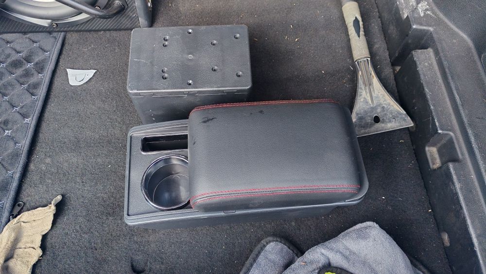 Продам подлакотник