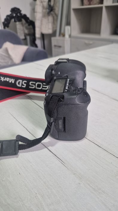 Фотоаппарат Canon 5D mark 3