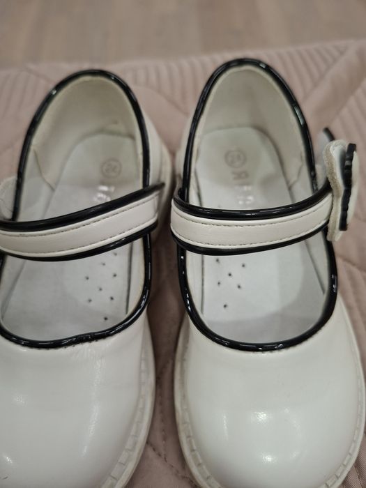 Туфельки нарядные