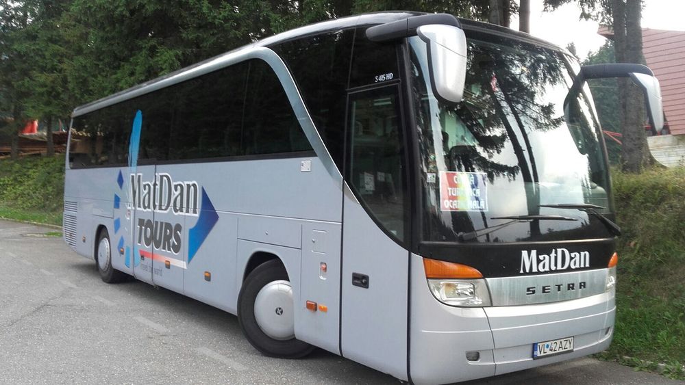 Inchiriere auto Autocare, Microbuze, Van 8 locuri