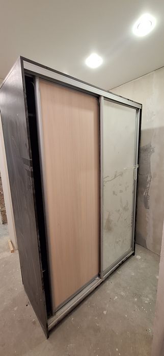 Продам шкаф купе