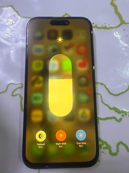 Продам или обмен айфон 15 про 256