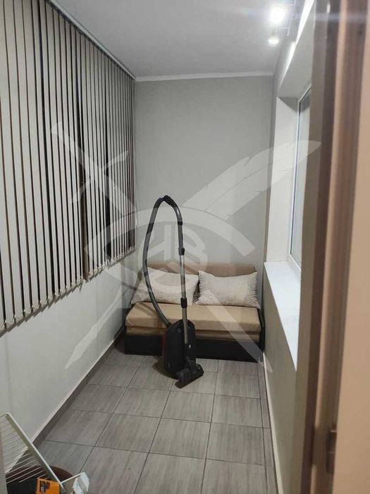 Тристаен апартамент в кв. Изток, град Перник № 100112