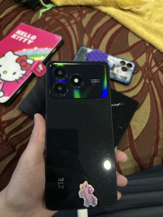 Продам Zte A36 android