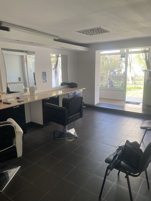 Inchiriem spatiu comercial zona cu potential