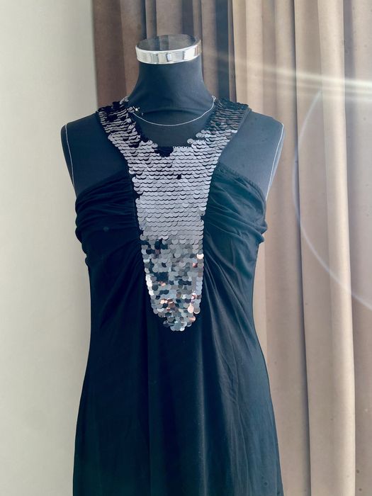 Вечернее платье с пайетками