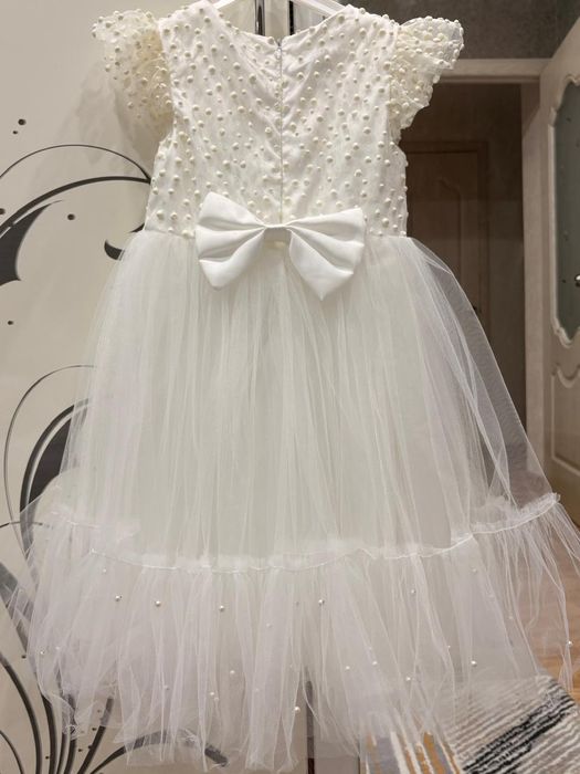 Продам платье на девочку