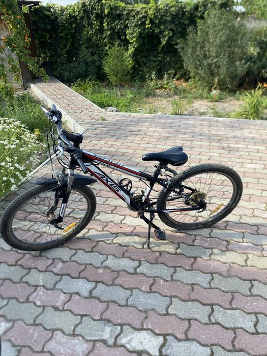 Продам велик черный -AXIS 21speed
