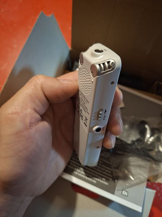 Диктофон Olympus DS-20