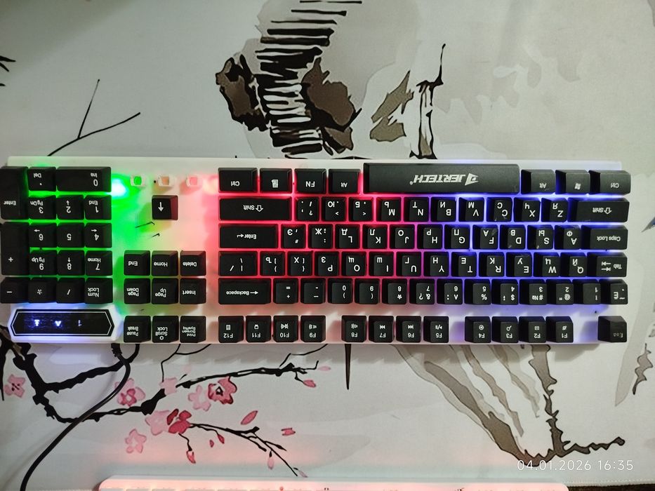 Игровая клавиатура Jertech с подсветкой