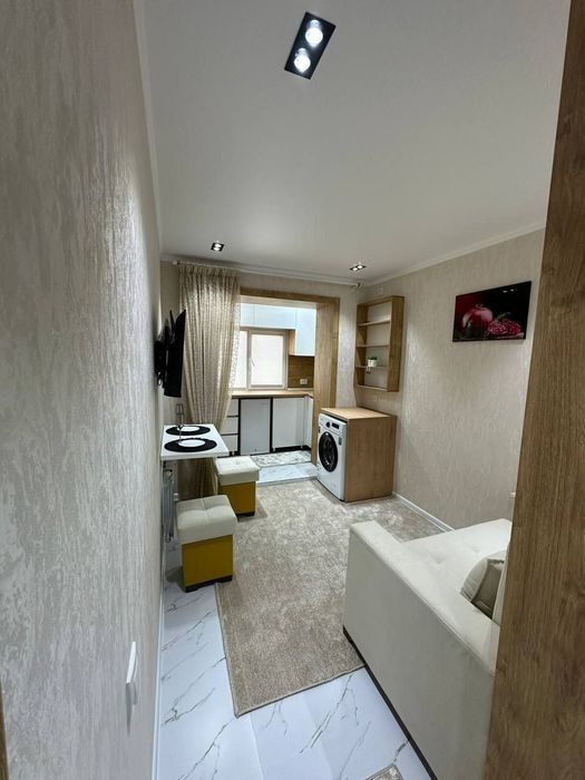 Квартира продаётся метро Мирзо Улугбек 1/4/4 меб тех Чиланзар 4 кварт