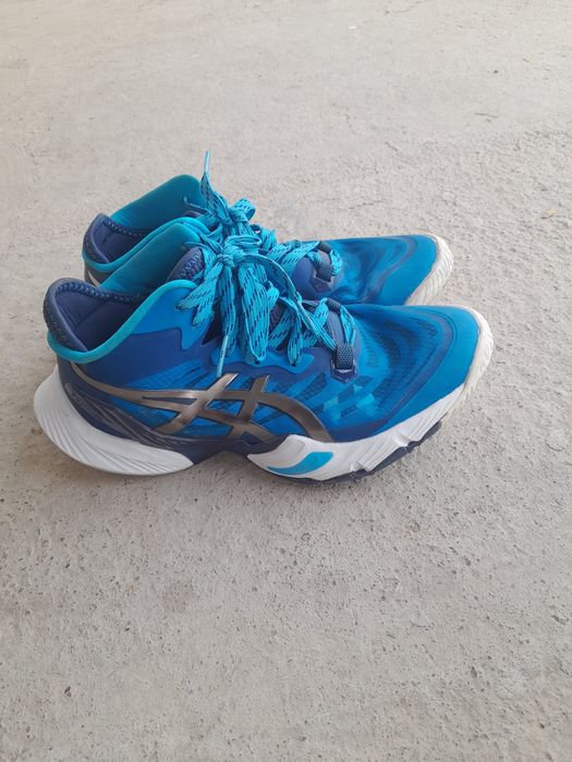 Продаю асикс метарайс