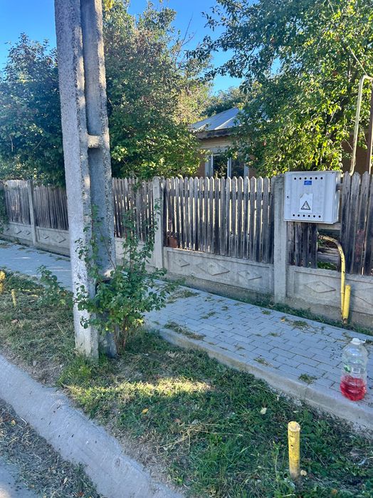 Casă de vânzare