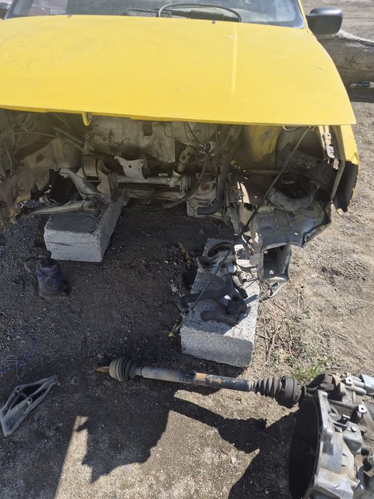 Продам пассат б3

Обе машины с проблемным двигателем (мо