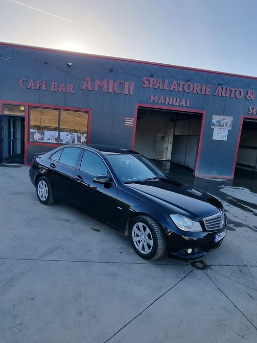 VAND MERCEDES C180  2.2 diesel anul 2011