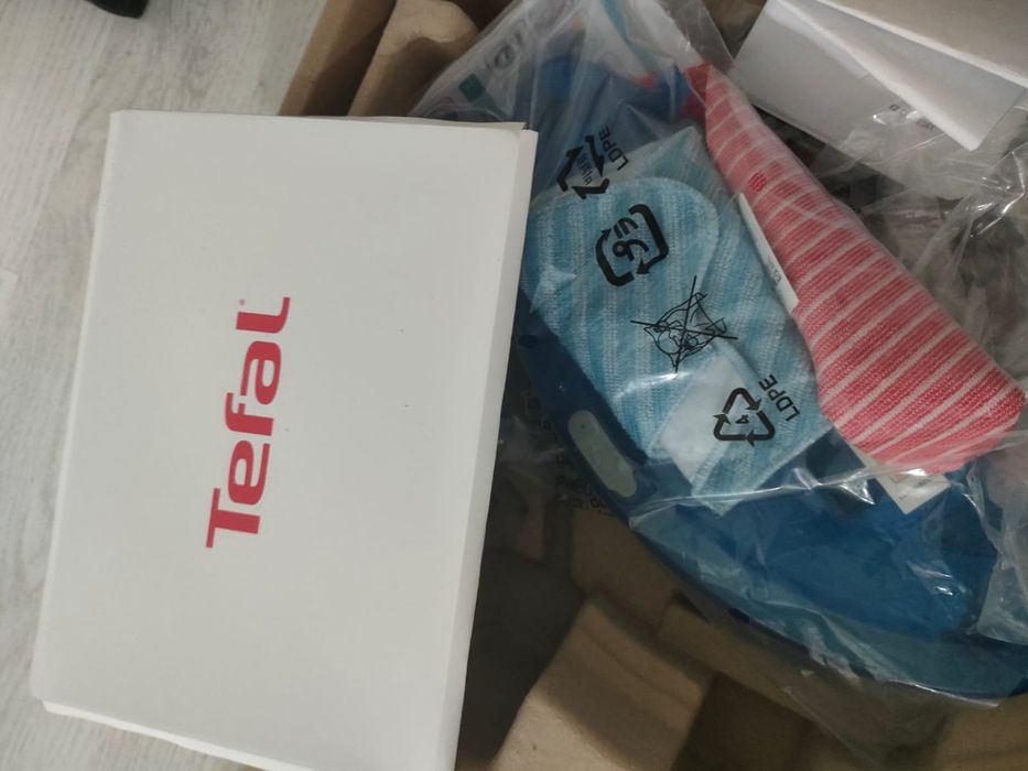 Робот пылесос новый