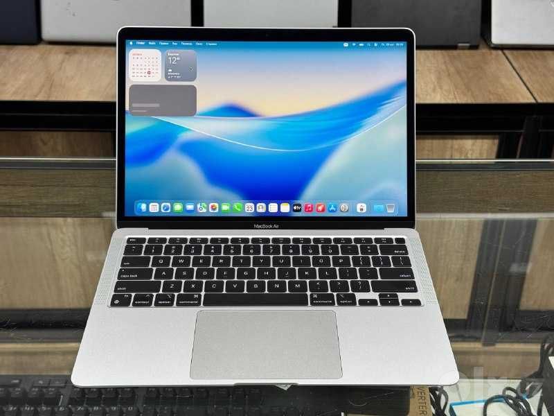MacBook Air 13 M1 2020 ram 8 ssd 128 Как новый 1 цикл