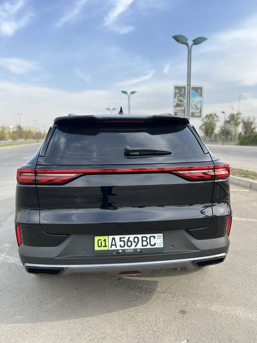 Dongfeng Aeolus Huge Hybrid