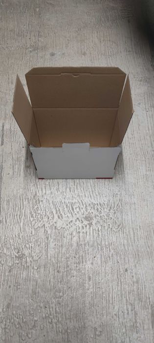 Set de 10 cutii noi pentru contabilitate, arhivare, depozitare, colete etc. Dimensiuni 345 x 255 x 165 mm (L x l x h)