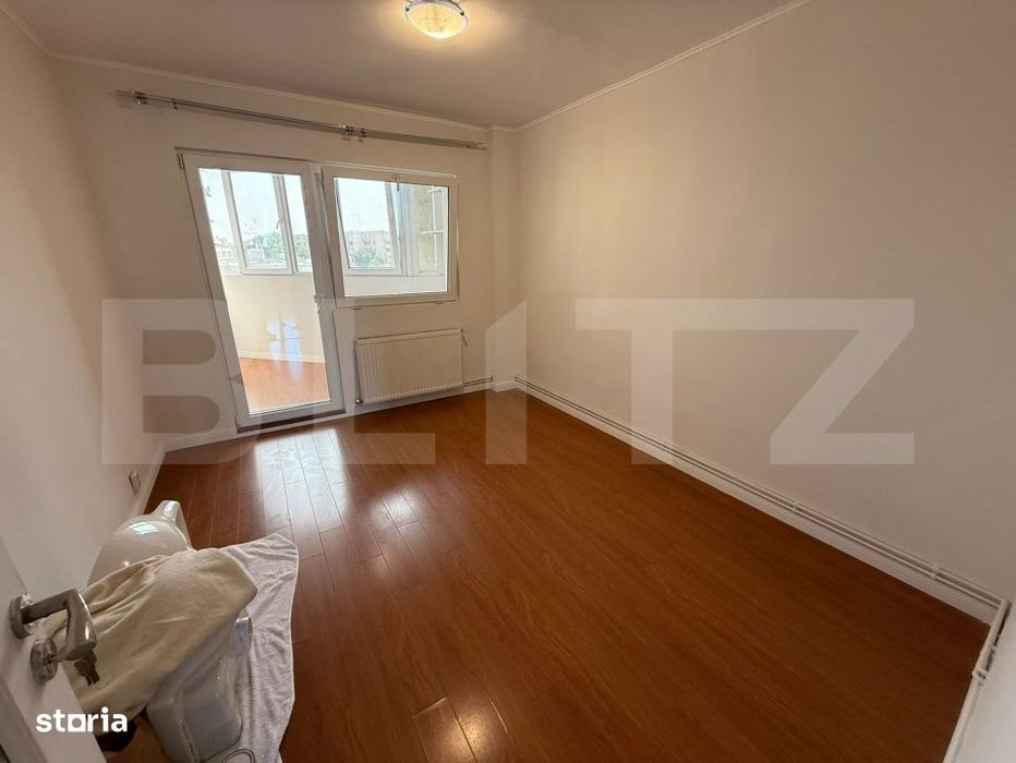 Apartament 3 Camere, Nemobilat | Decomandat, 2 Bai | zona Kaufland Mar
