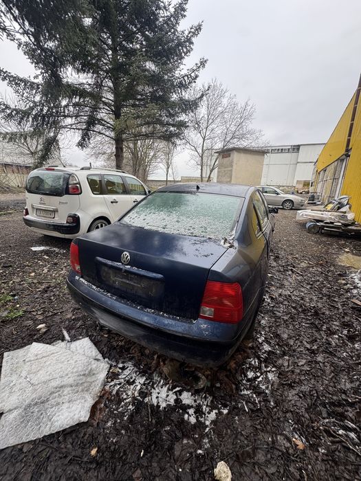 VW Passat  b5 на части