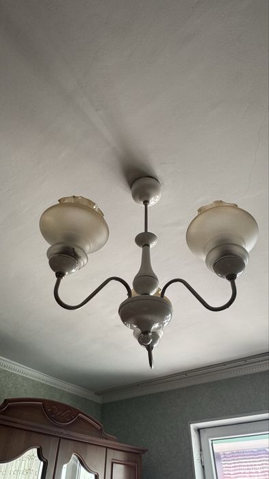 Люстра 3 лампочки
