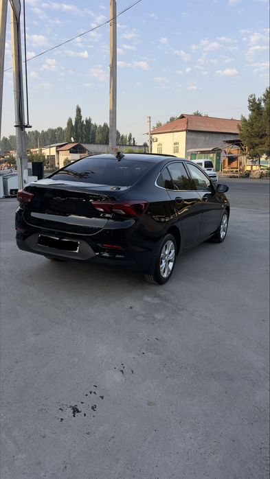 Srochna sotiladi kraska toza