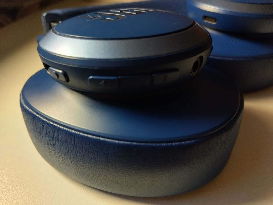 Безжични слушалки JBL