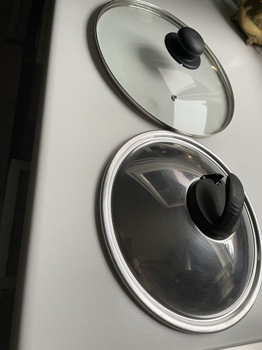 Capace 2 bucati - 35 de lei