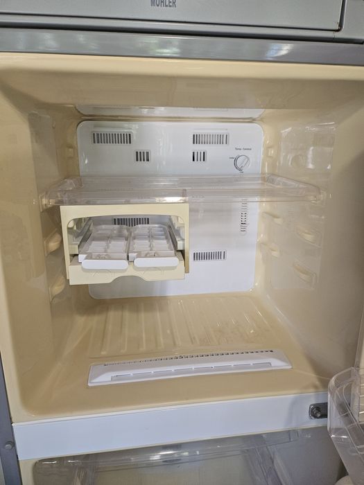 Хладилник samsung