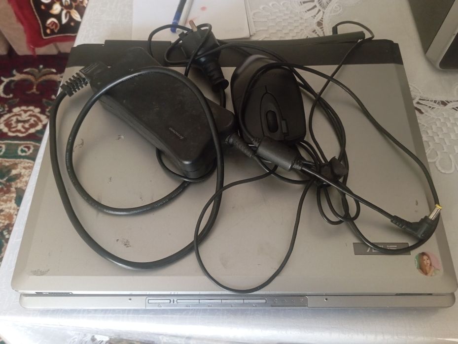 Продается Ноутбук ASUS